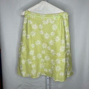 Ann Taylor Light Green Floral A-Line Skirt